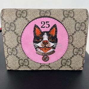 Gucci wallet